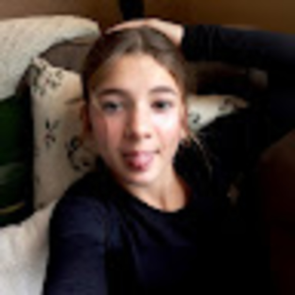 Meet your Posher, Clara - Picture 1 of 1